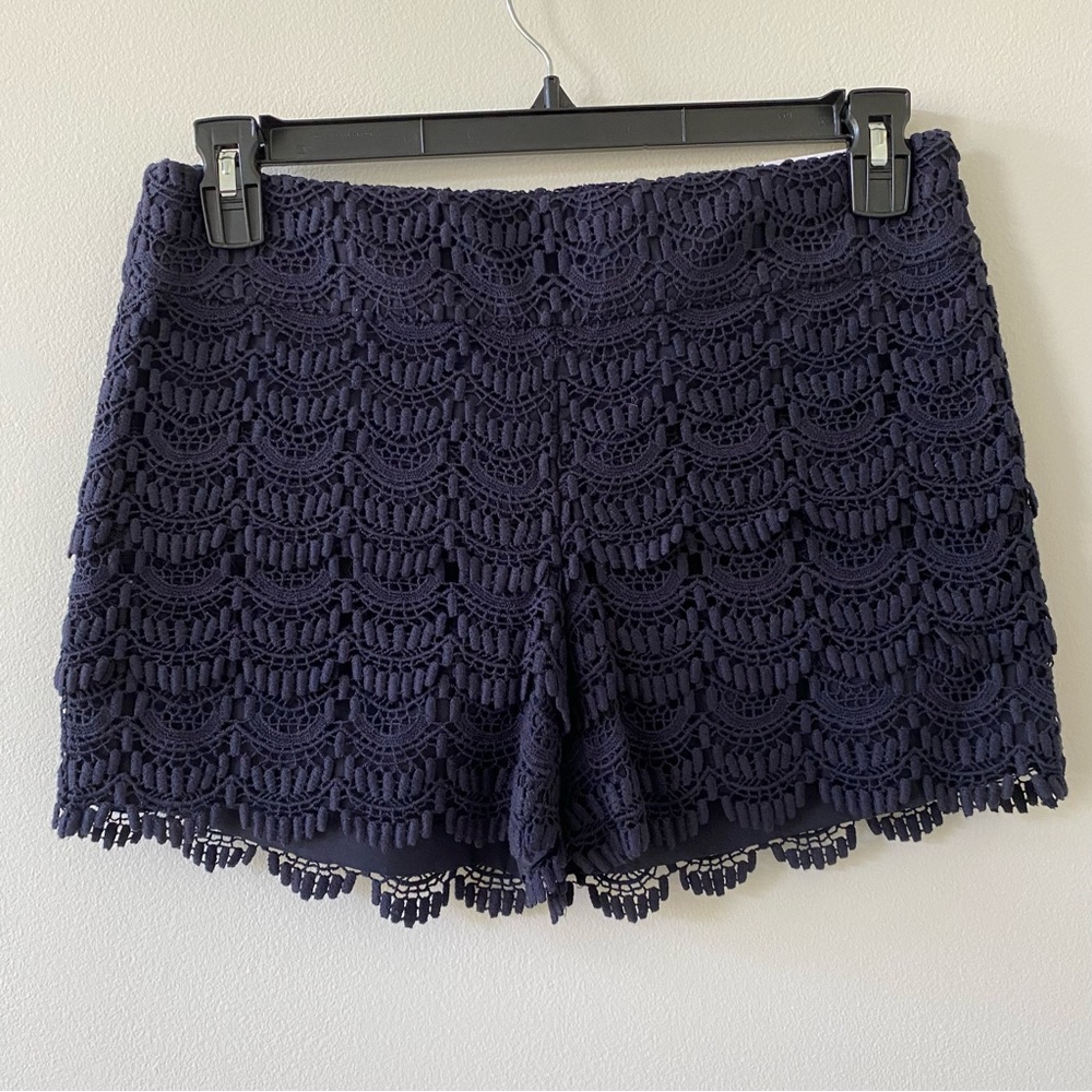 Ann Taylor LOFT The Riviera Shorts Crochet Tier Ruffles Navy Blue